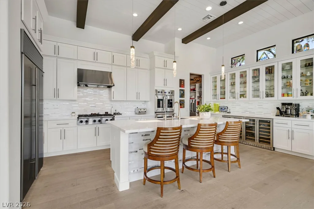 19 Club Vista, Henderson, NV 89052