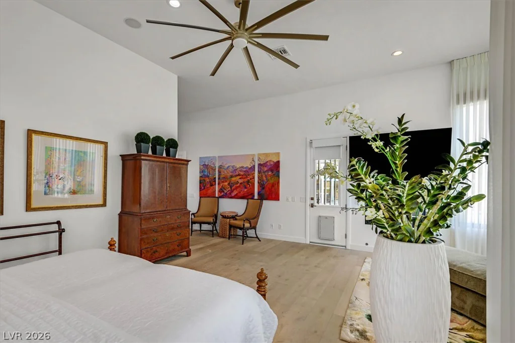 19 Club Vista, Henderson, NV 89052