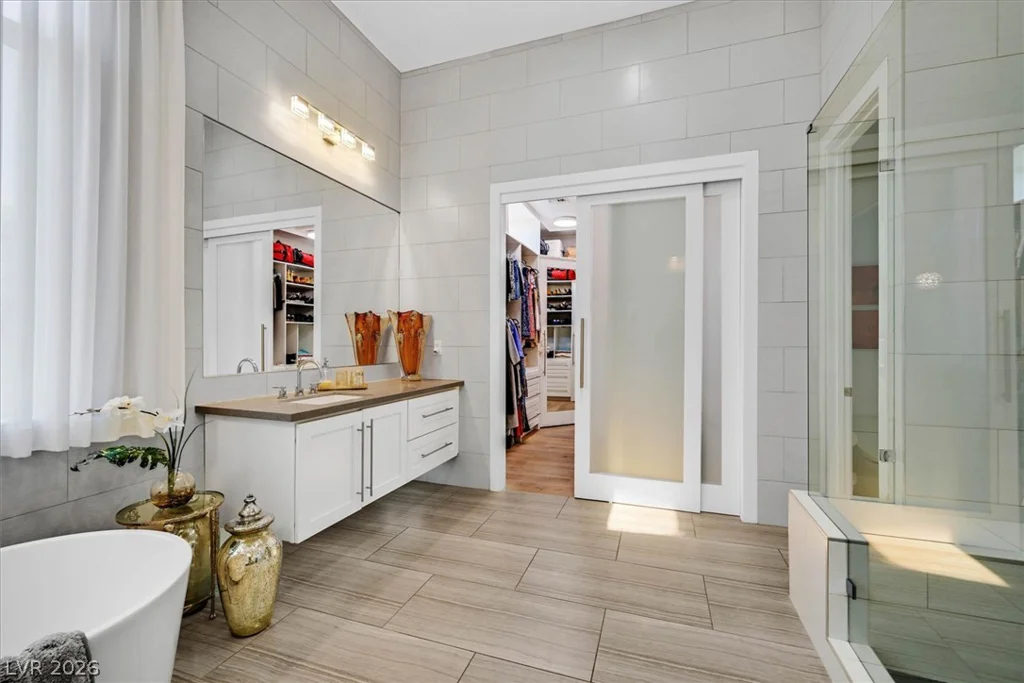 19 Club Vista, Henderson, NV 89052