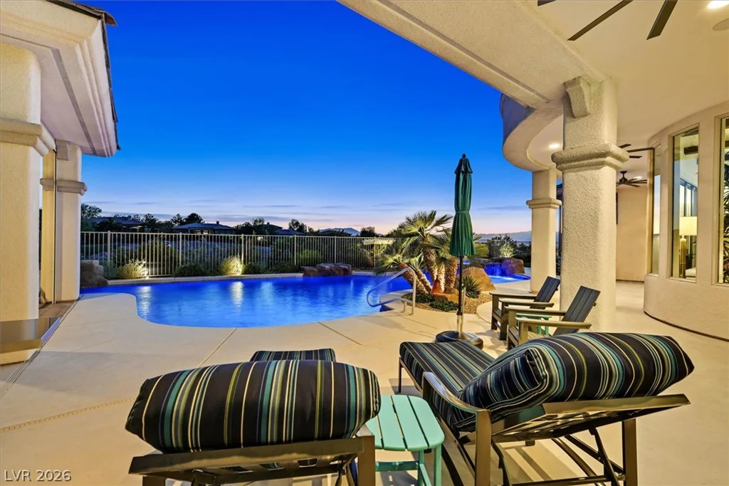 19 Club Vista, Henderson, NV 89052