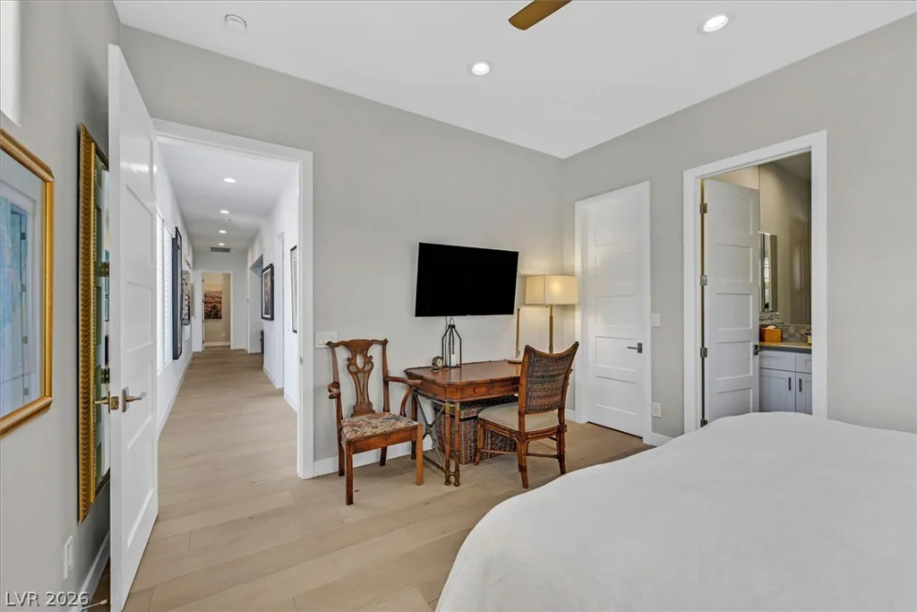 19 Club Vista, Henderson, NV 89052