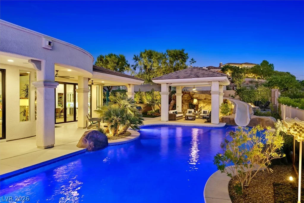 19 Club Vista, Henderson, NV 89052