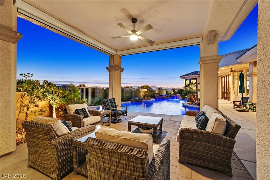 19 Club Vista, Henderson, NV 89052