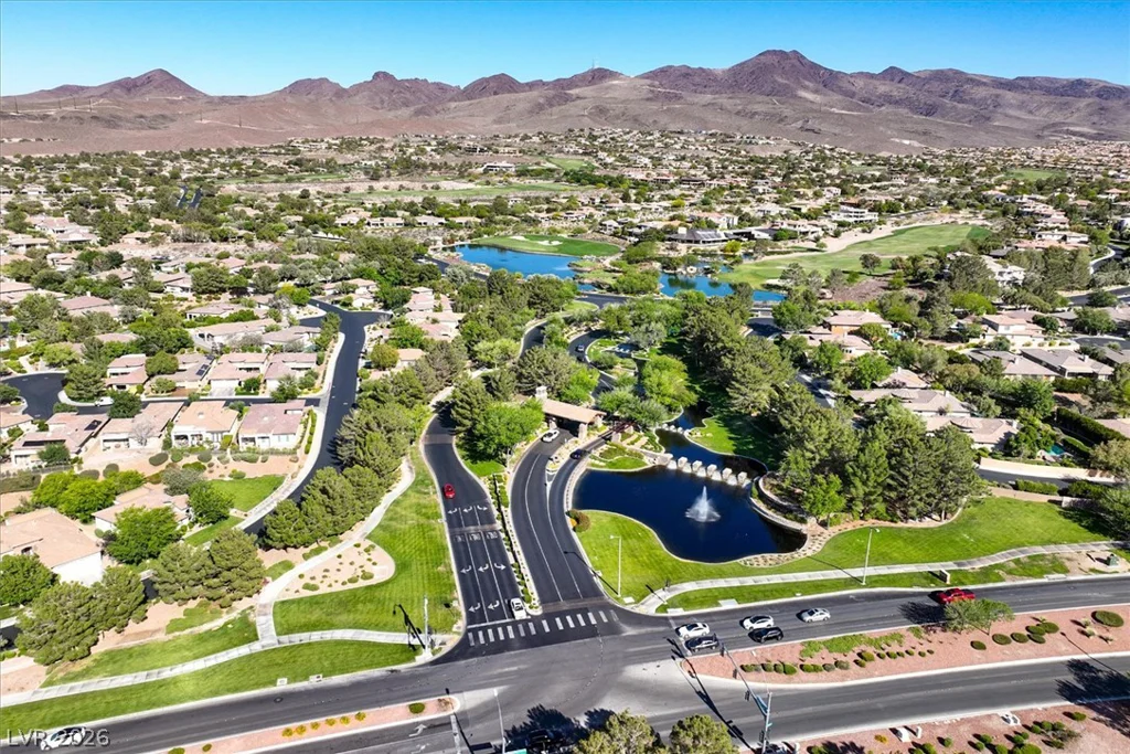19 Club Vista, Henderson, NV 89052