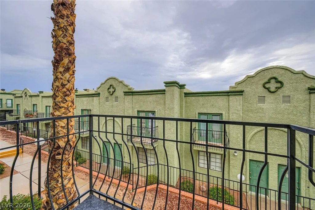 7054 Burcot, Las Vegas, NV 89156