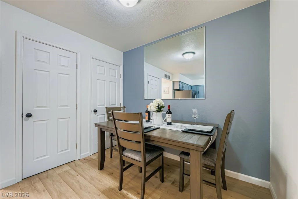 7054 Burcot, Las Vegas, NV 89156
