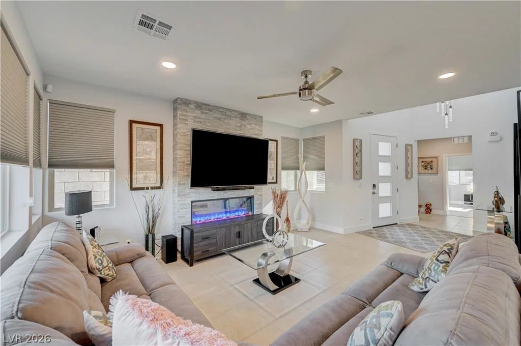 6342 Redstone Hills, Las Vegas, NV 89148