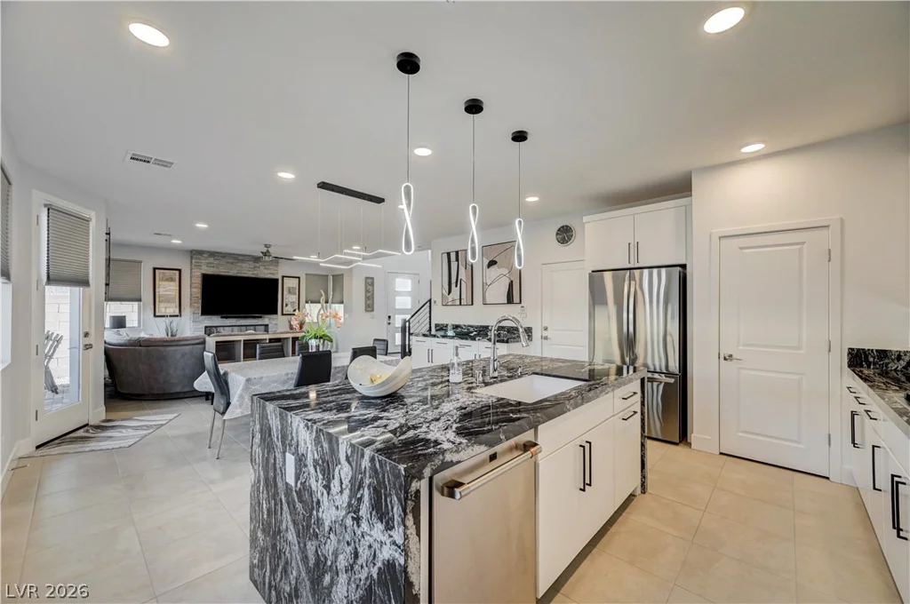 6342 Redstone Hills, Las Vegas, NV 89148