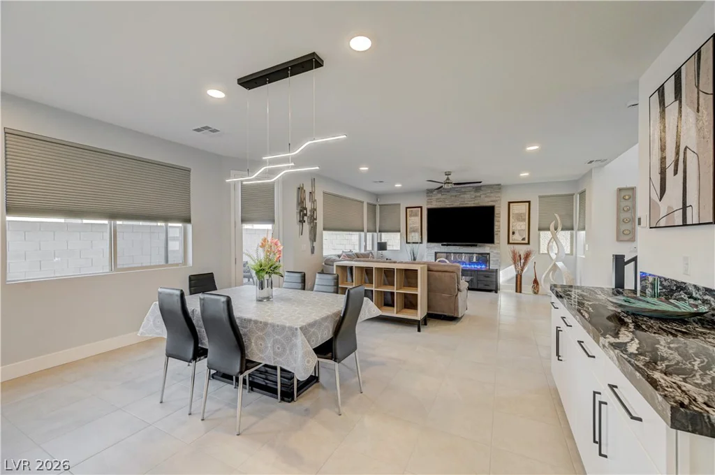 6342 Redstone Hills, Las Vegas, NV 89148