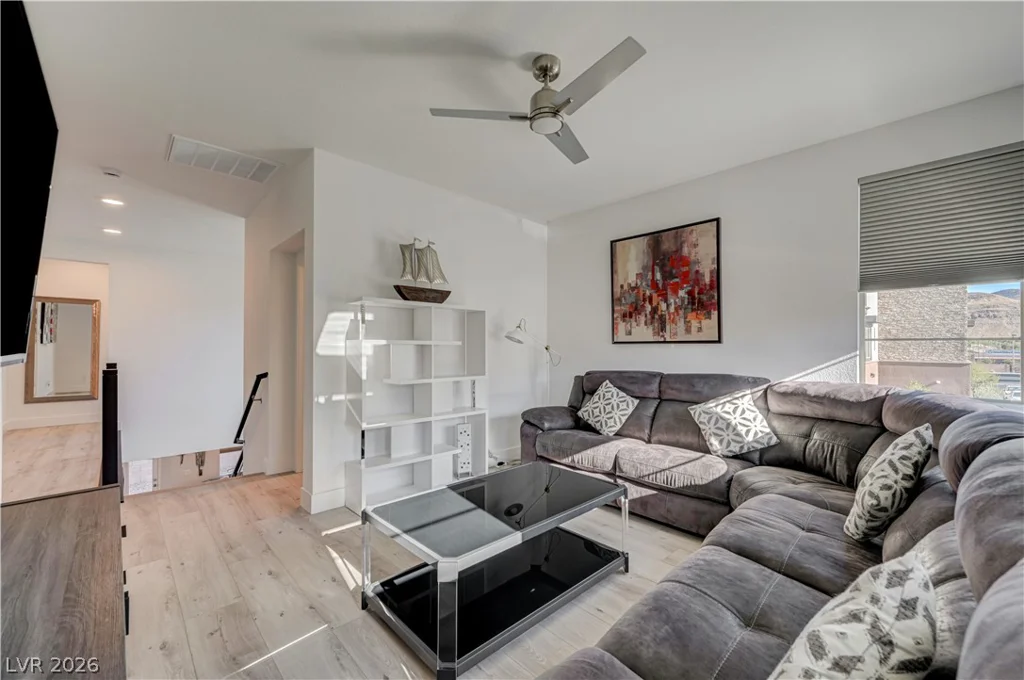6342 Redstone Hills, Las Vegas, NV 89148