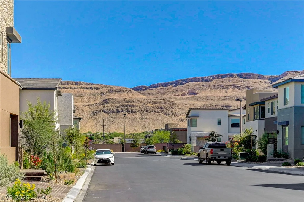 6342 Redstone Hills, Las Vegas, NV 89148