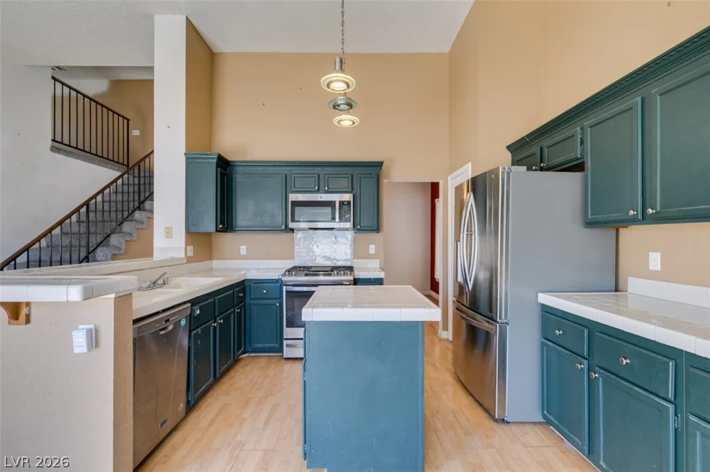 2813 Albemarle, Henderson, NV 89014