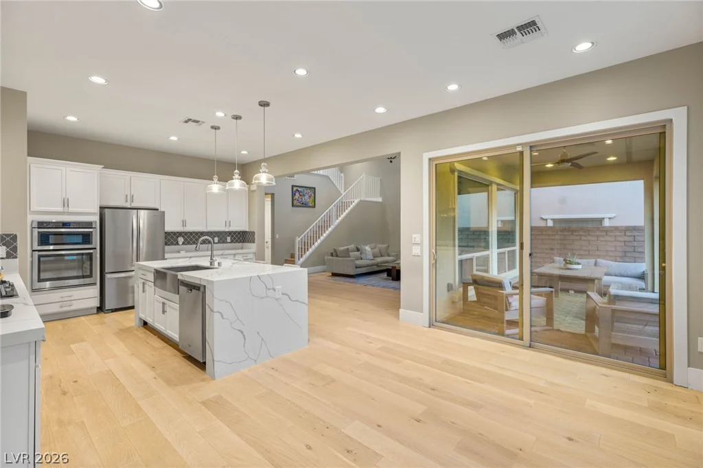 2720 Natural Rock, Las Vegas, NV 89138