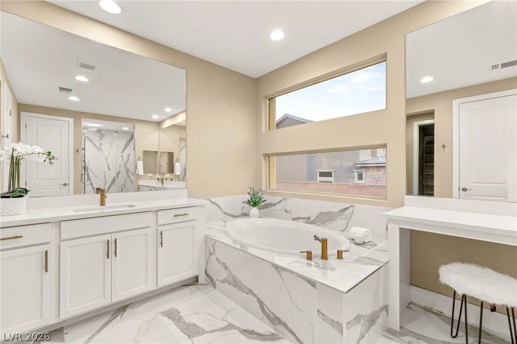 2720 Natural Rock, Las Vegas, NV 89138