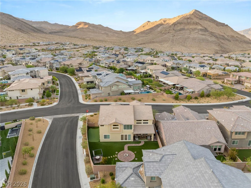 2720 Natural Rock, Las Vegas, NV 89138