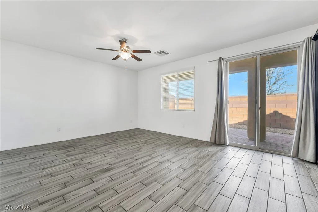 6245 Andover Wood, Las Vegas, NV 89113