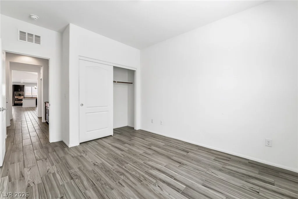 6245 Andover Wood, Las Vegas, NV 89113