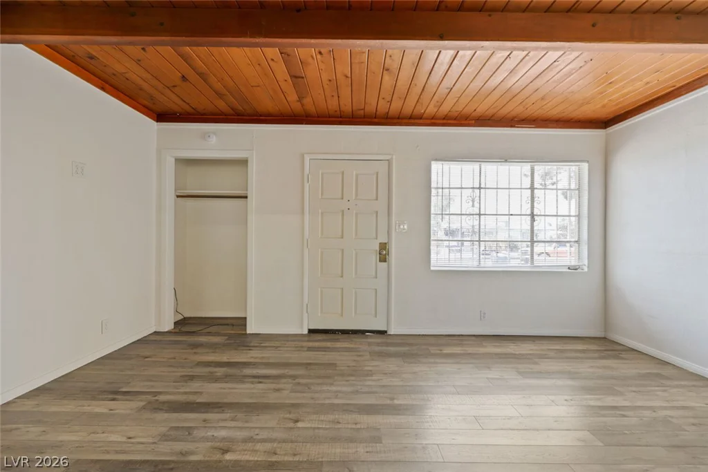 421 Stanford, Las Vegas, NV 89107