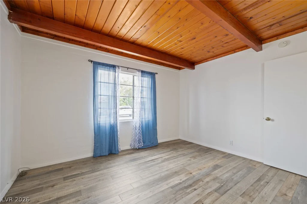 421 Stanford, Las Vegas, NV 89107