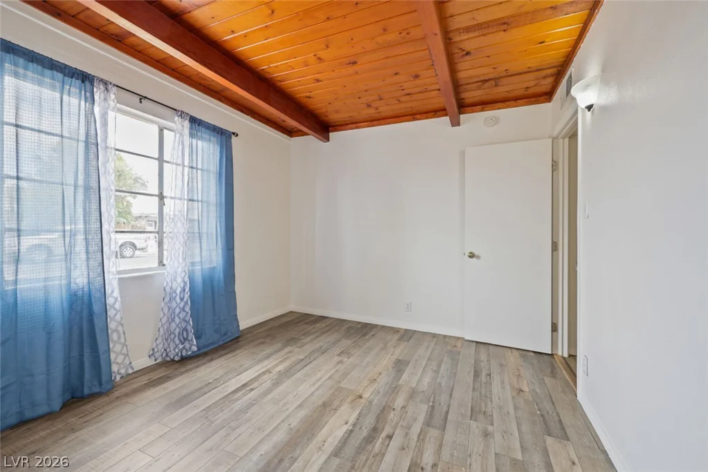 421 Stanford, Las Vegas, NV 89107