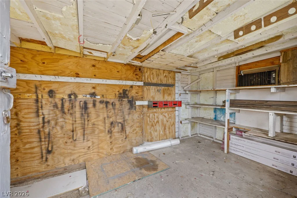 421 Stanford, Las Vegas, NV 89107