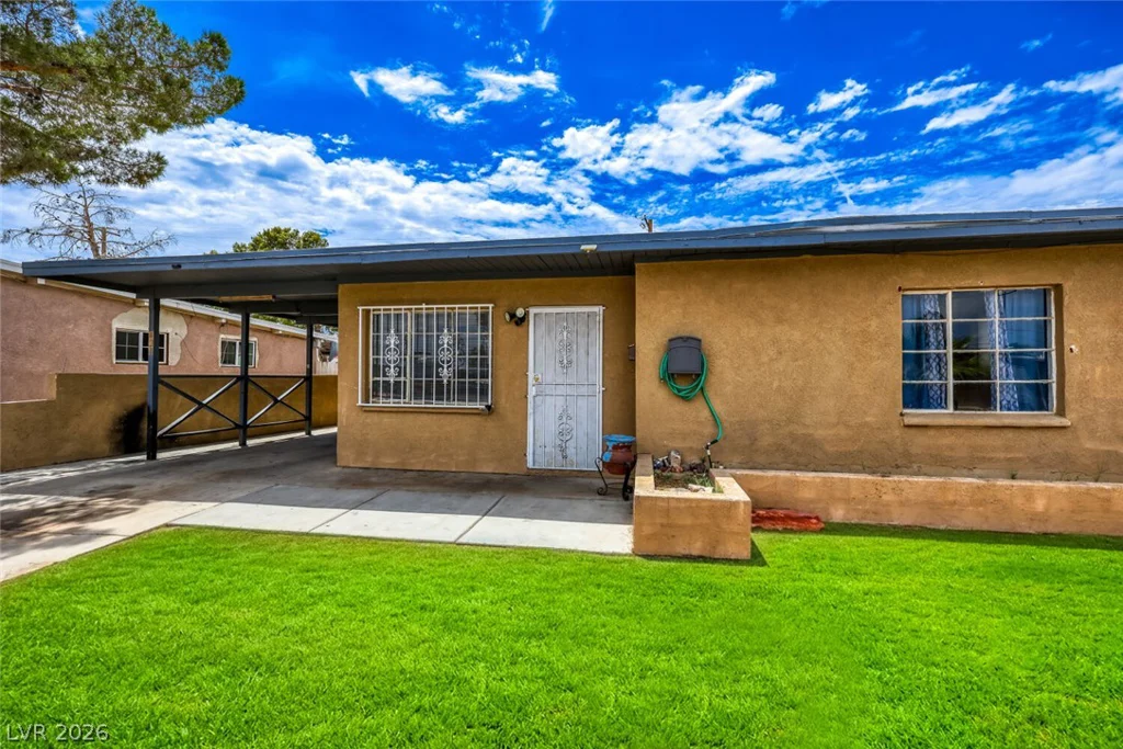 421 Stanford, Las Vegas, NV 89107