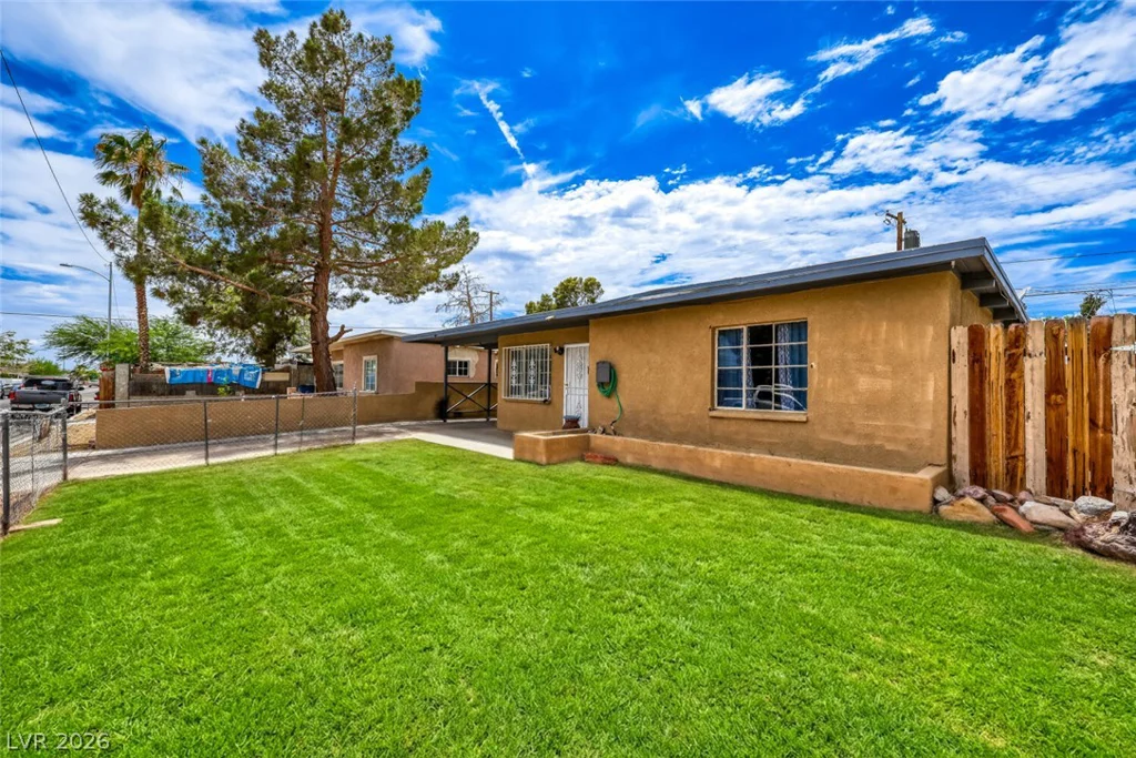 421 Stanford, Las Vegas, NV 89107