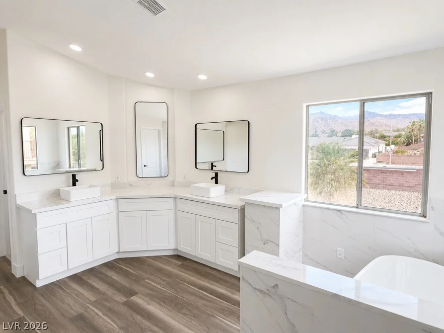 4673 El Presidente, Las Vegas, NV 89129