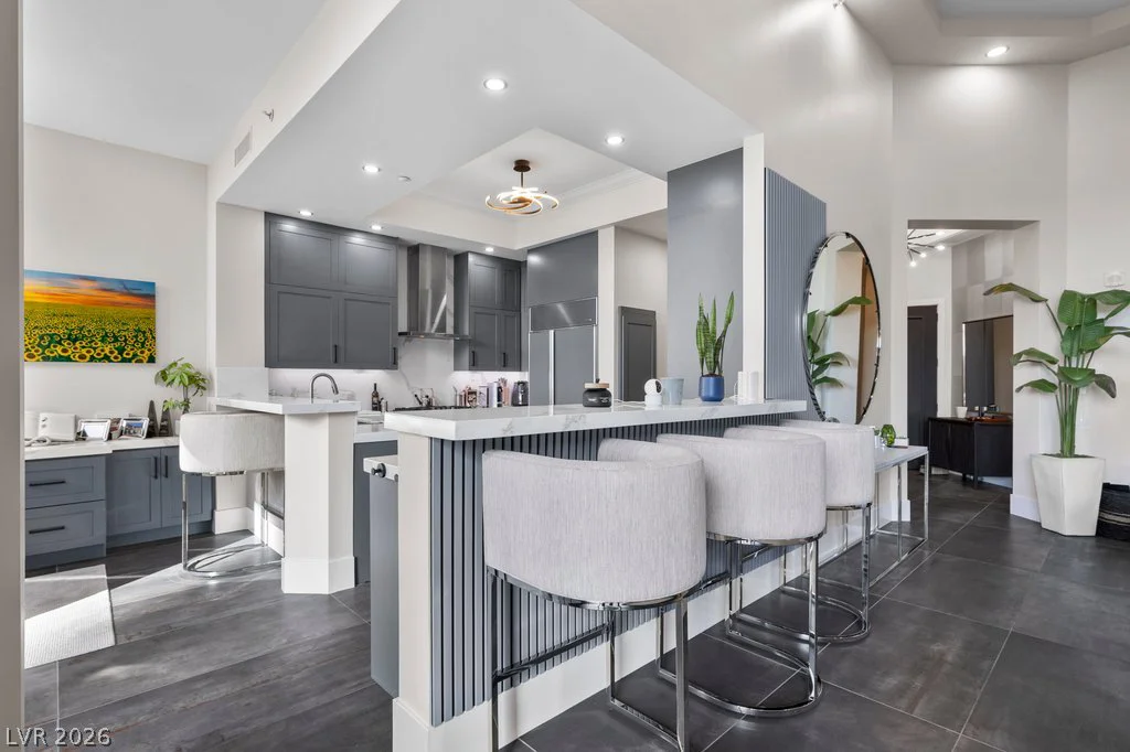 2777 Paradise, Las Vegas, NV 89109