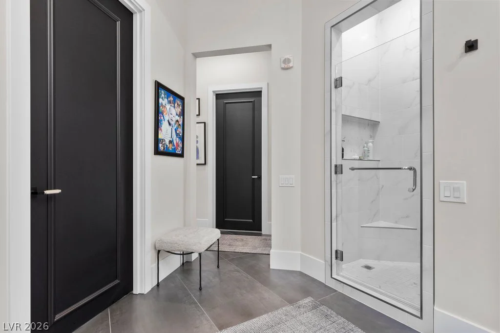 2777 Paradise, Las Vegas, NV 89109