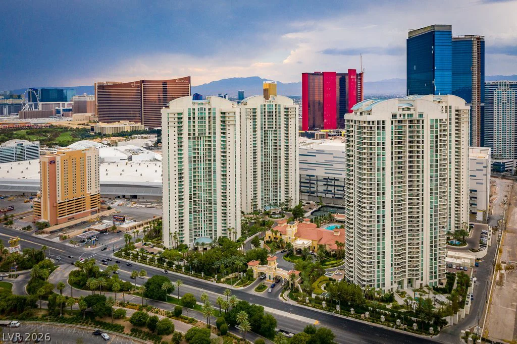 2777 Paradise, Las Vegas, NV 89109