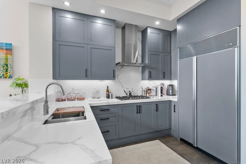 2777 Paradise, Las Vegas, NV 89109