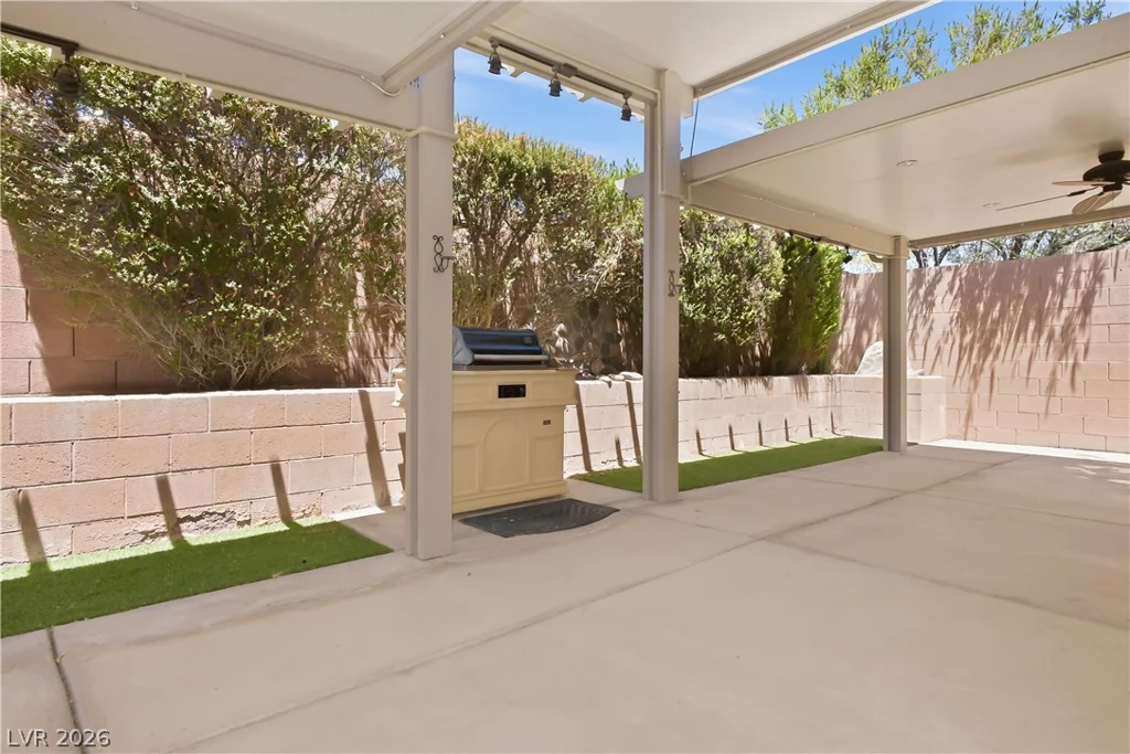 5561 Merriweather, Las Vegas, NV 89113