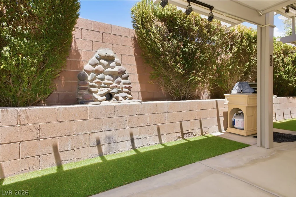 5561 Merriweather, Las Vegas, NV 89113