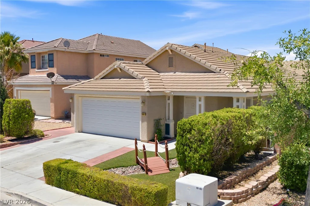 5561 Merriweather, Las Vegas, NV 89113