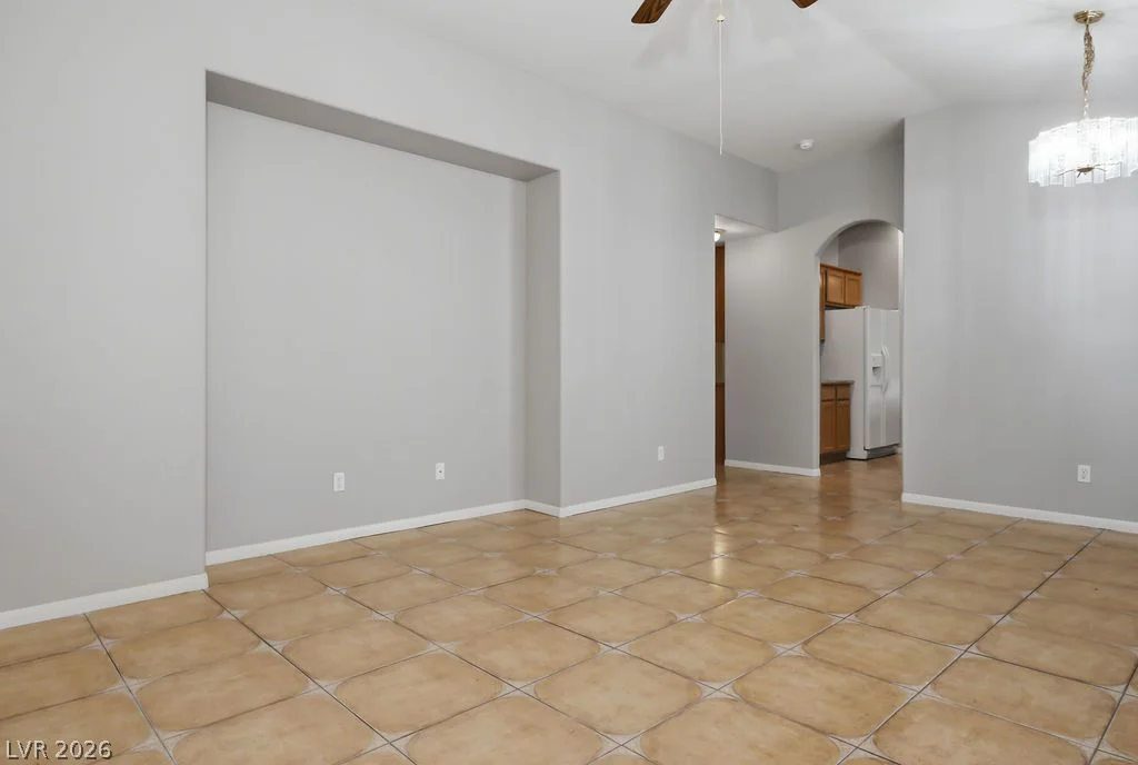5561 Merriweather, Las Vegas, NV 89113
