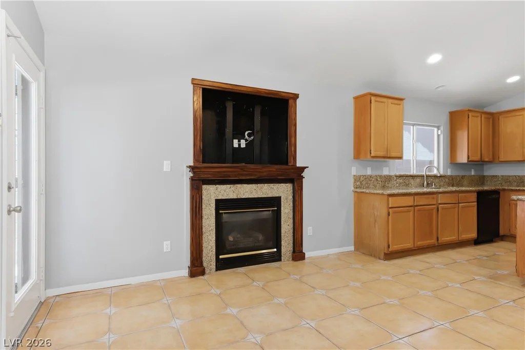 5561 Merriweather, Las Vegas, NV 89113