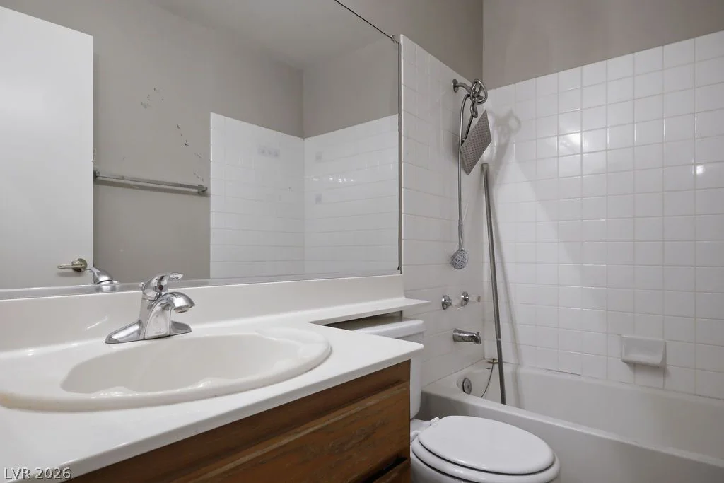5561 Merriweather, Las Vegas, NV 89113