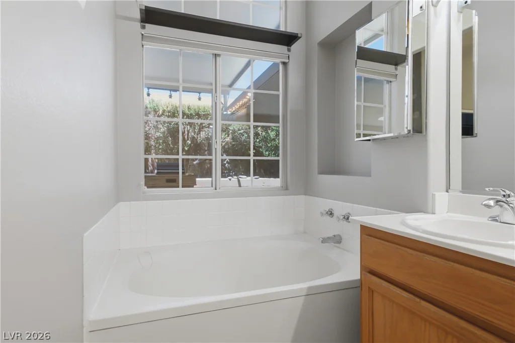 5561 Merriweather, Las Vegas, NV 89113