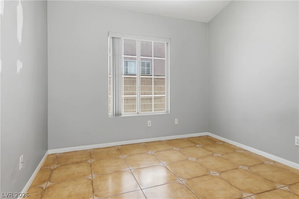 5561 Merriweather, Las Vegas, NV 89113