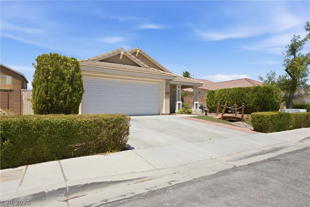 5561 Merriweather, Las Vegas, NV 89113