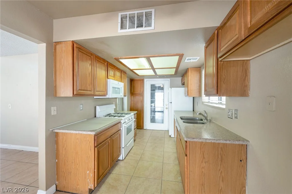 2528 Cherrywood, Las Vegas, NV 89108