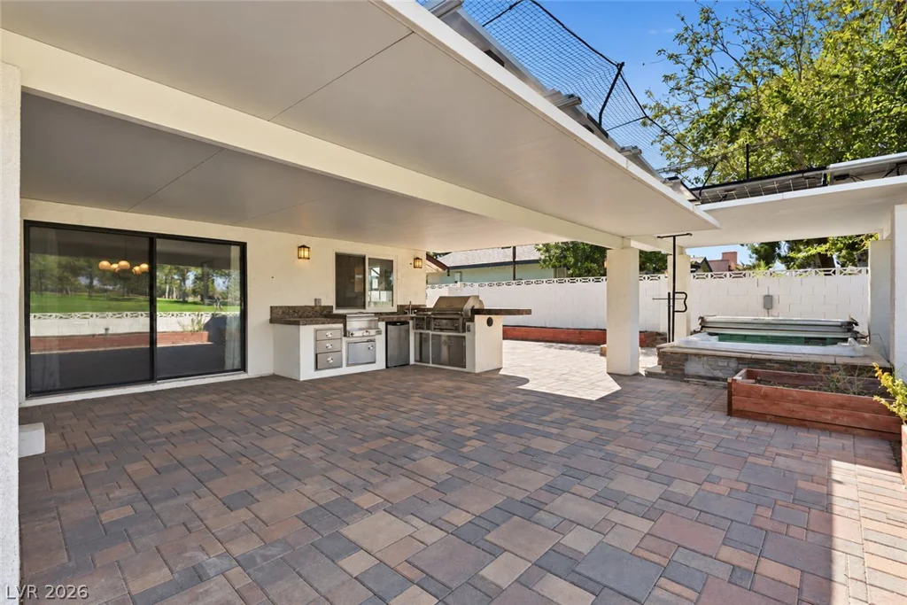 1209 Oak Tree, Las Vegas, NV 89108