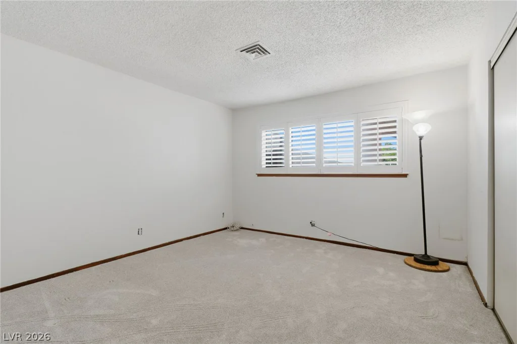 1209 Oak Tree, Las Vegas, NV 89108