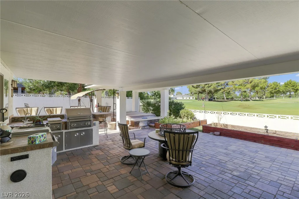 1209 Oak Tree, Las Vegas, NV 89108