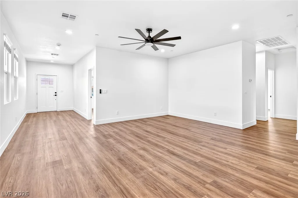 4869 Cincinnati, Las Vegas, NV 89104