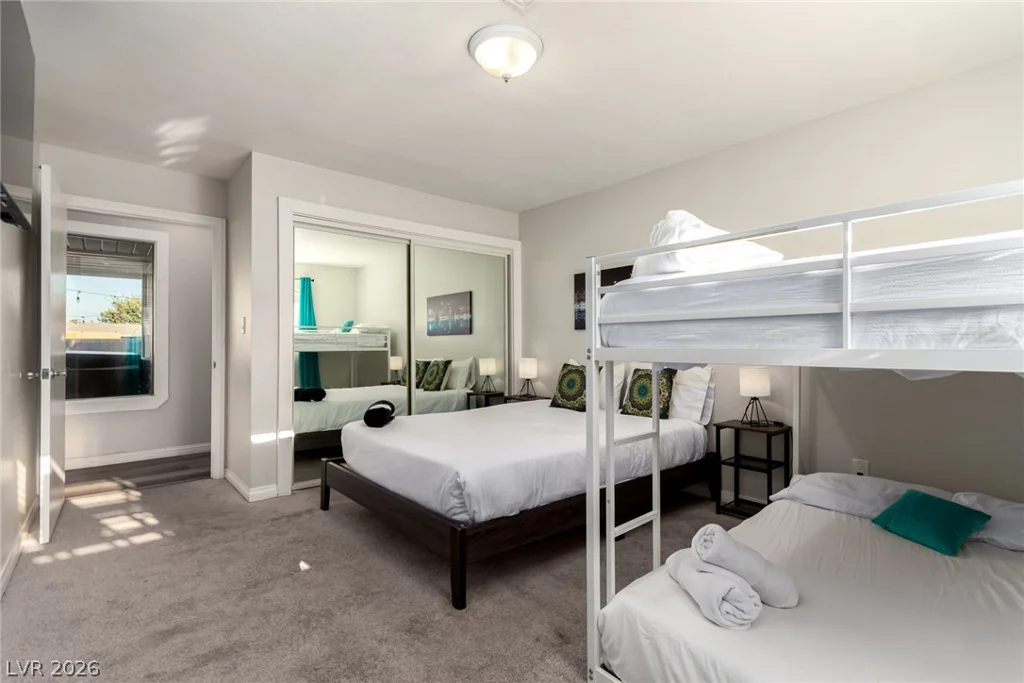 5710 Madre Mesa, Las Vegas, NV 89108