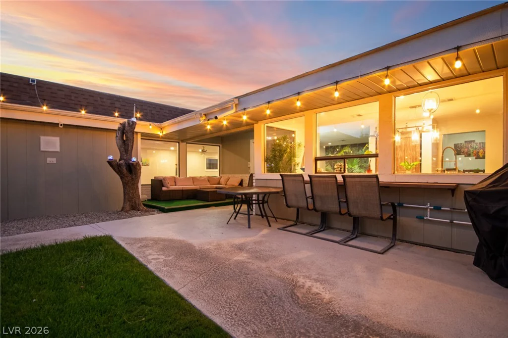 5710 Madre Mesa, Las Vegas, NV 89108