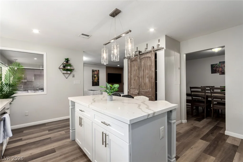 5710 Madre Mesa, Las Vegas, NV 89108