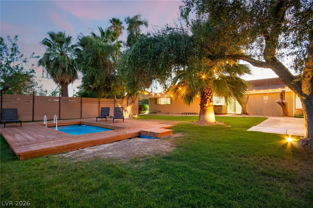 5710 Madre Mesa, Las Vegas, NV 89108